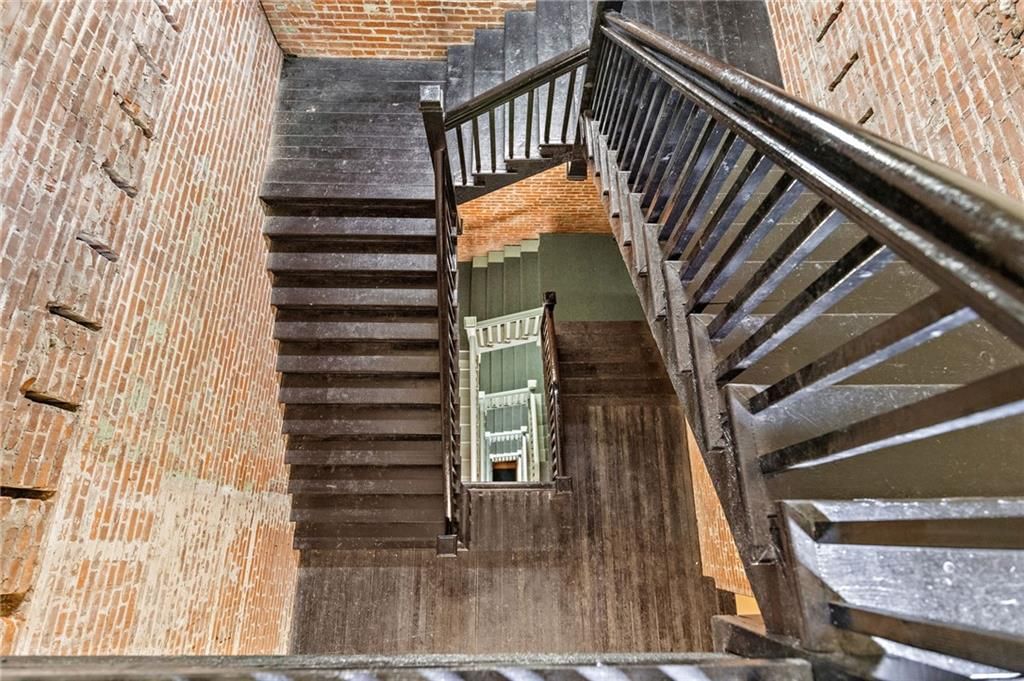 308 W 8th Street — photo 26