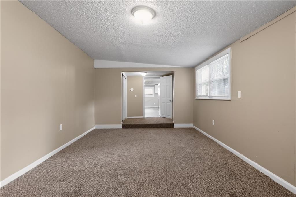 701 W Jones Street — photo 11