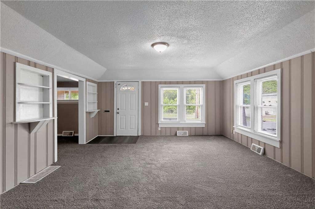 701 W Jones Street — photo 13