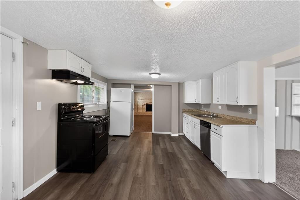 701 W Jones Street — photo 19