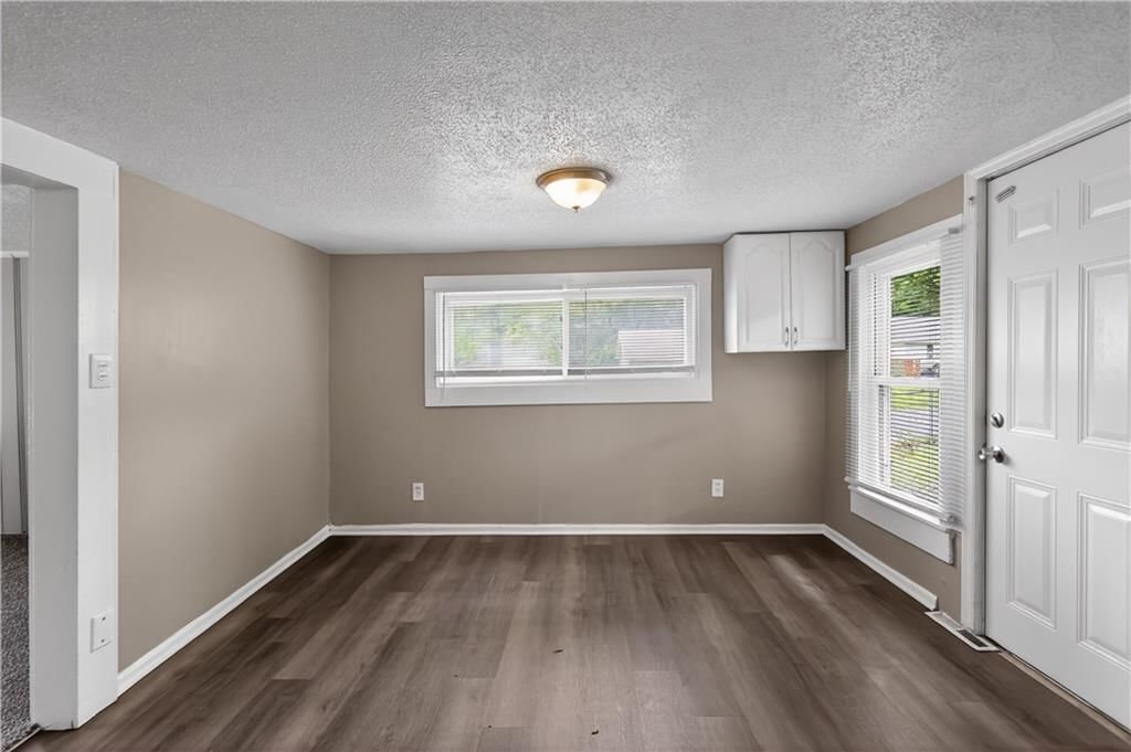 701 W Jones Street — photo 22