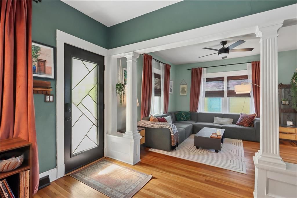 4208 Charlotte Street — photo 4