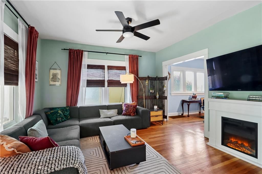 4208 Charlotte Street — photo 7