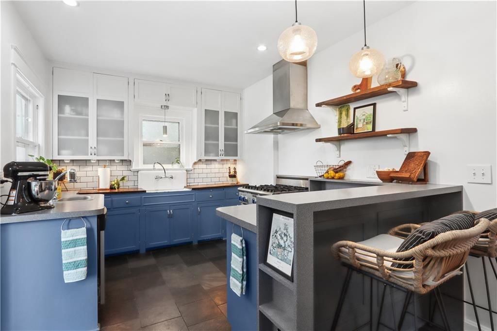 4208 Charlotte Street — photo 12