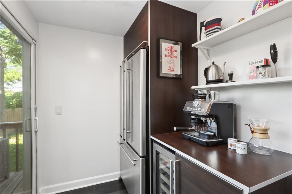 4208 Charlotte Street — photo 15
