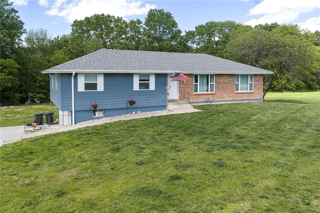 13300 Parallel Parkway — photo 2
