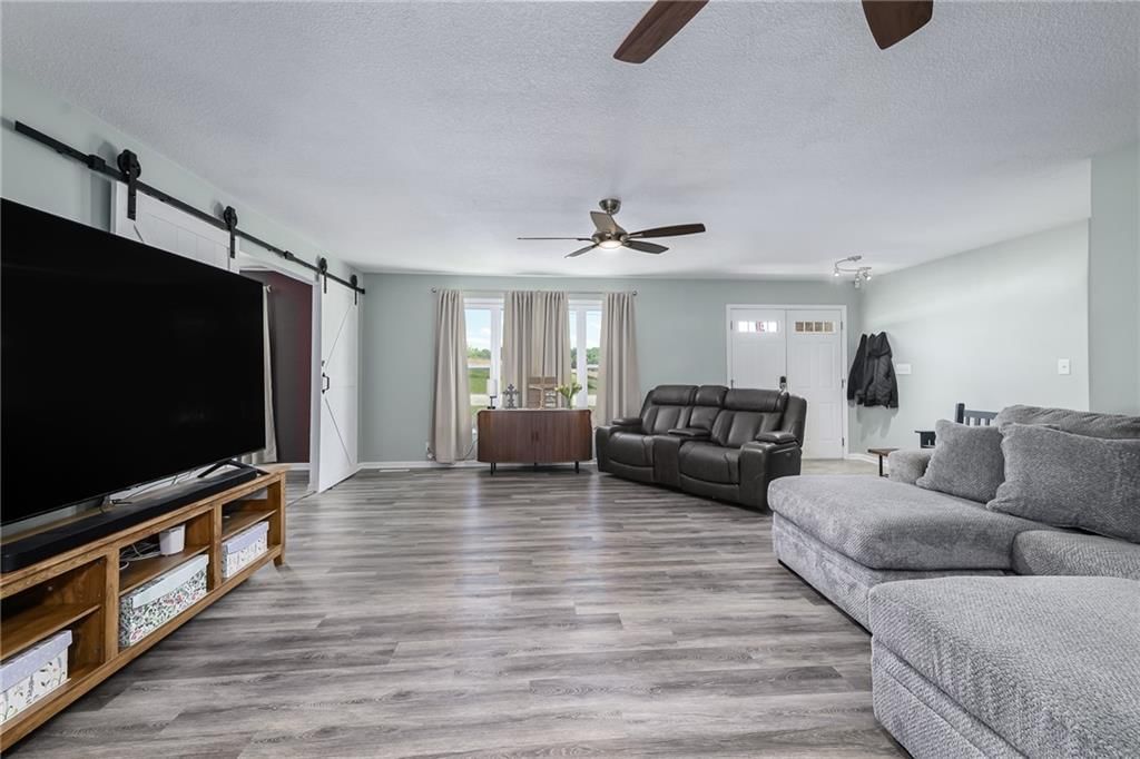 13300 Parallel Parkway — photo 8
