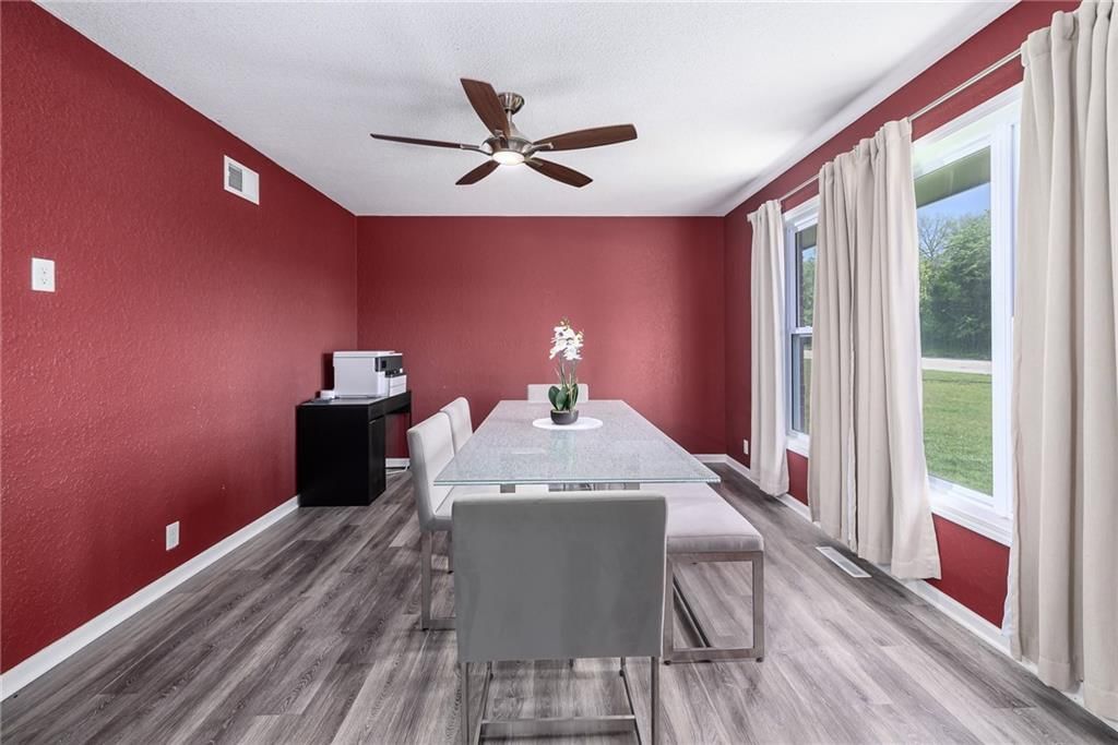 13300 Parallel Parkway — photo 12