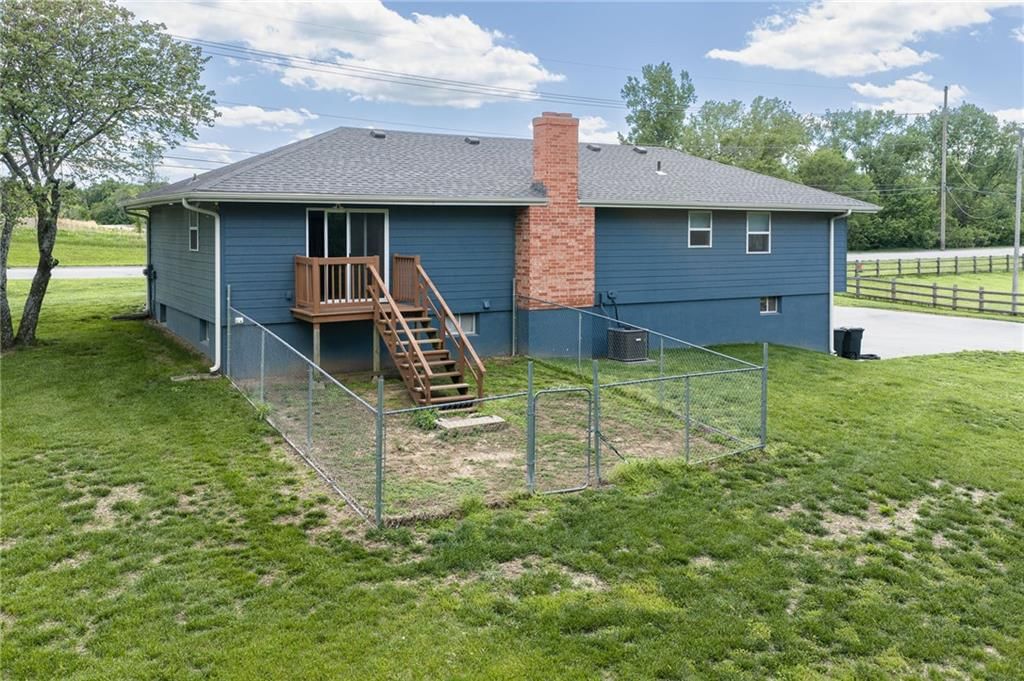 13300 Parallel Parkway — photo 31