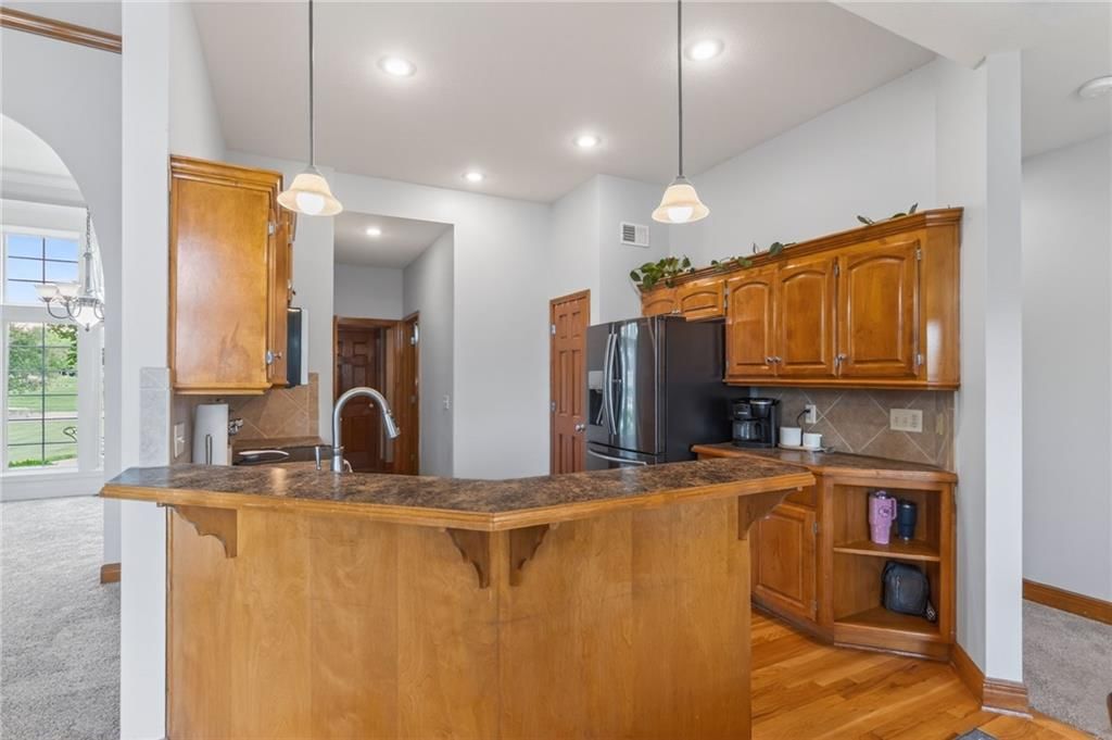 125 SW GRAY Circle — photo 12