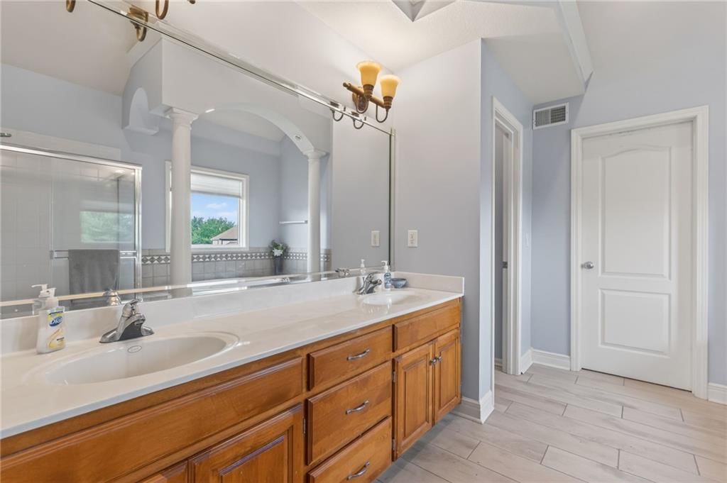125 SW GRAY Circle — photo 24