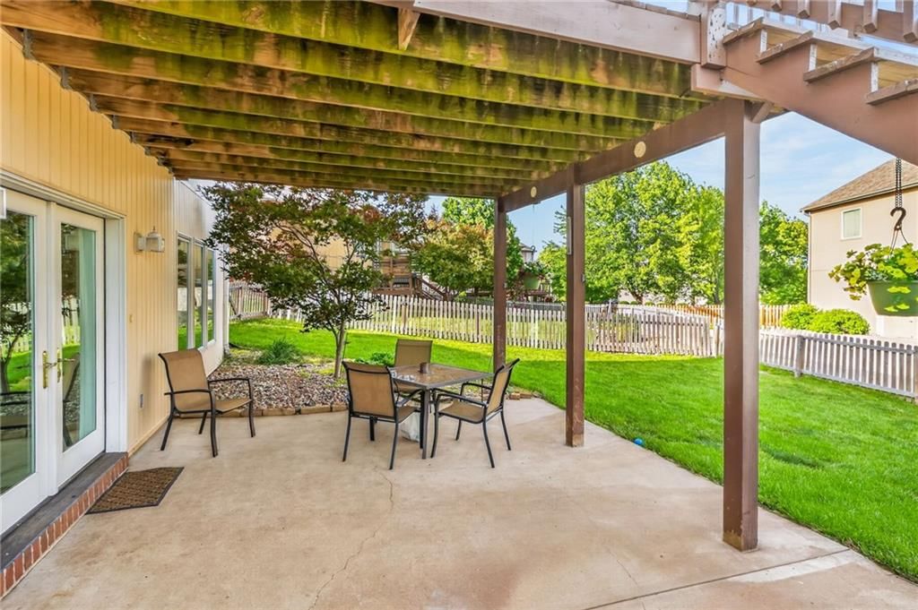 125 SW GRAY Circle — photo 48