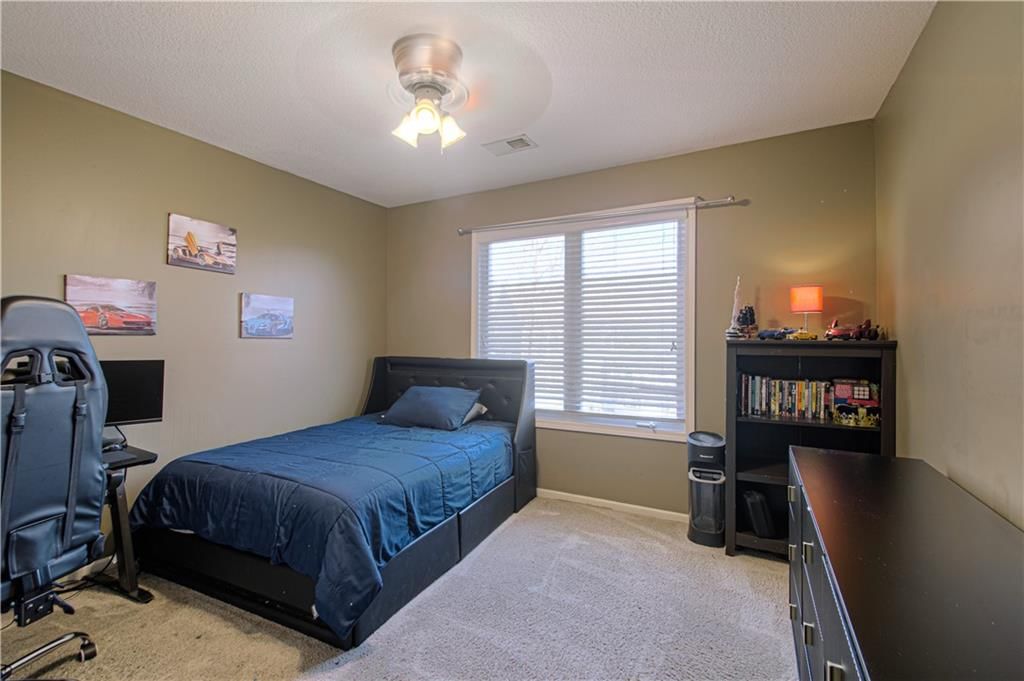 304 NE Hidden Valley Way — photo 27