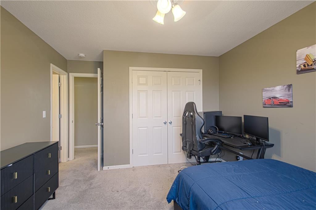 304 NE Hidden Valley Way — photo 28