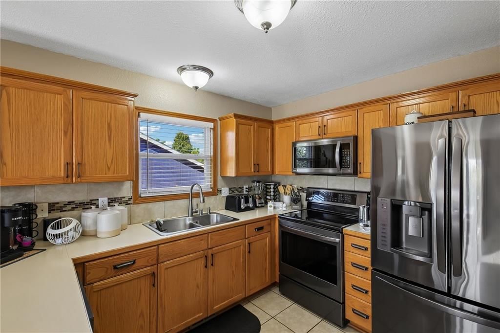 1001 Bluestem Drive — photo 12