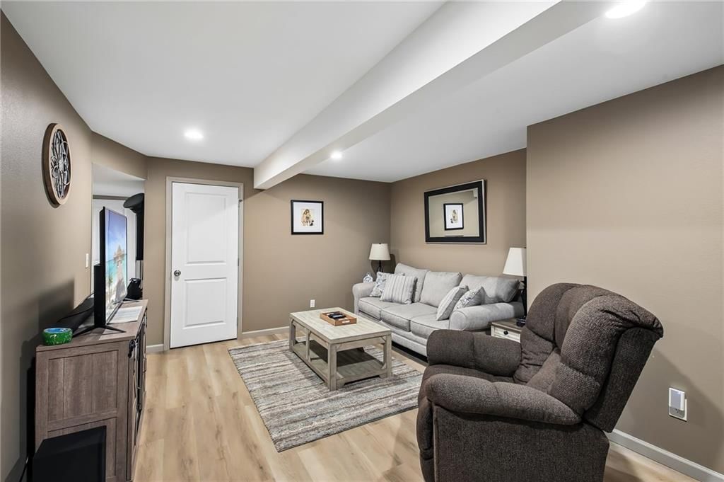 1001 Bluestem Drive — photo 31