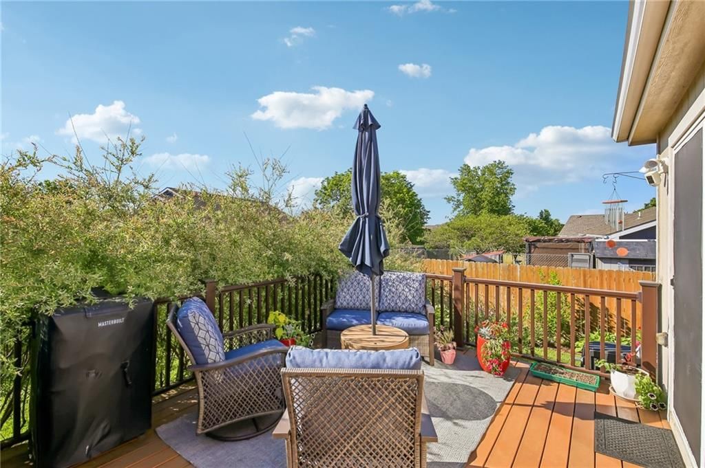 1001 Bluestem Drive — photo 33