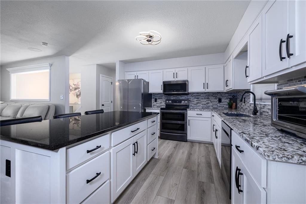 412 Fairlane Street — photo 8