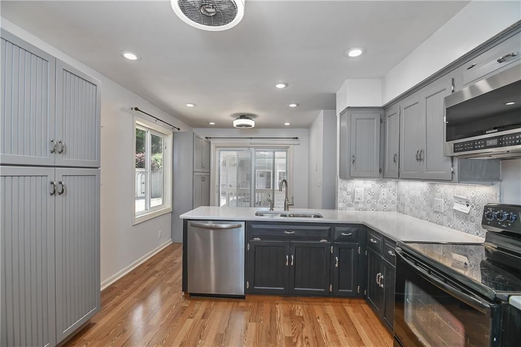 1040 S Wyckford Street — photo 14