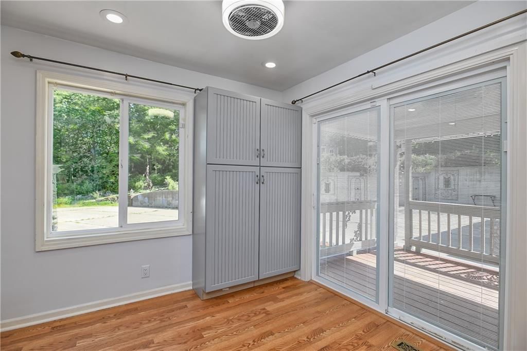 1040 S Wyckford Street — photo 16