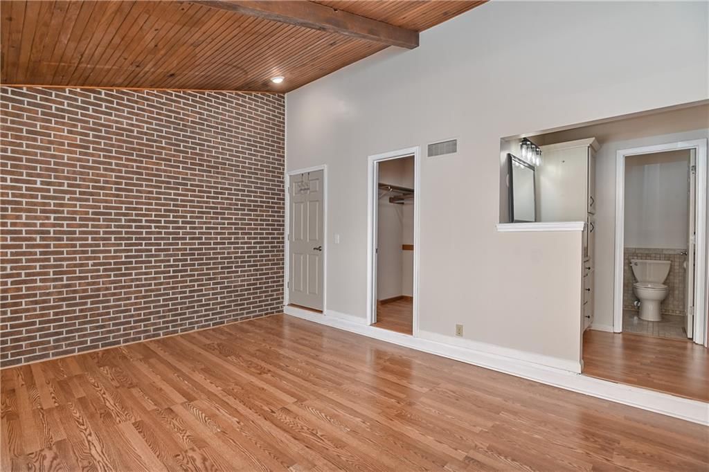 1040 S Wyckford Street — photo 21