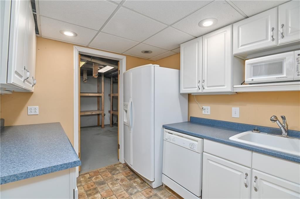 1040 S Wyckford Street — photo 41