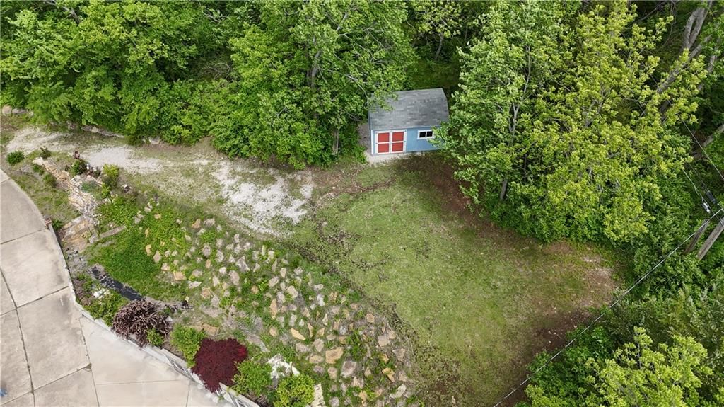 1040 S Wyckford Street — photo 83
