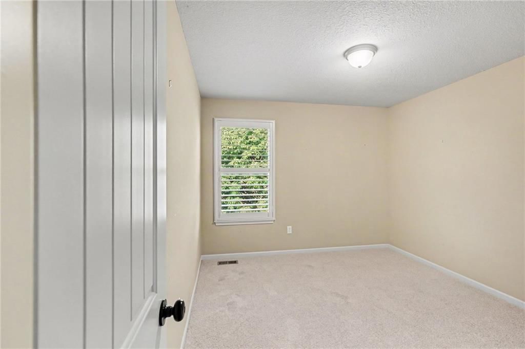 14256 Oakland Court — photo 24