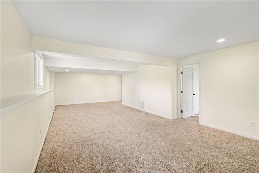 14256 Oakland Court — photo 27