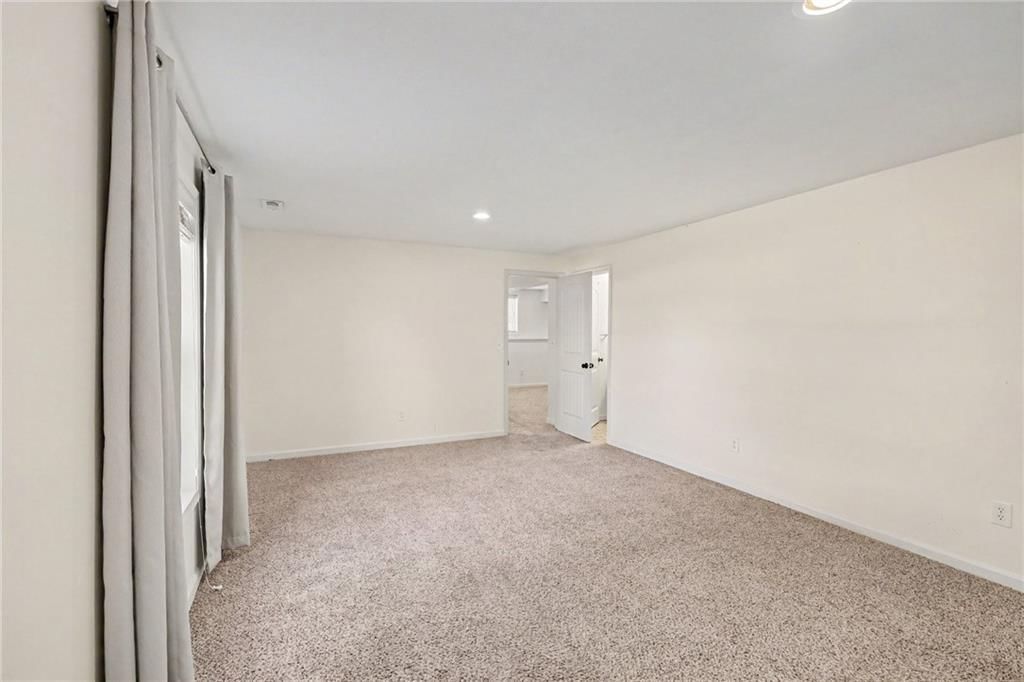 14256 Oakland Court — photo 28