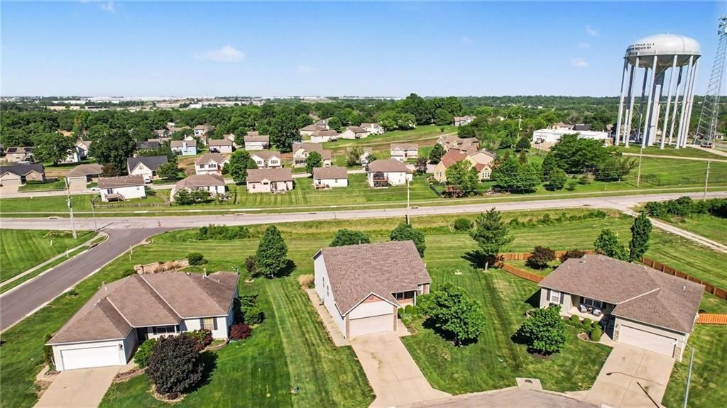 14256 Oakland Court — photo 32