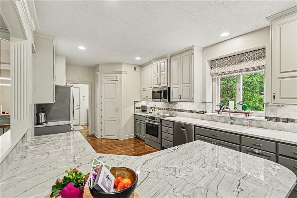 14353 Norwood Street — photo 11