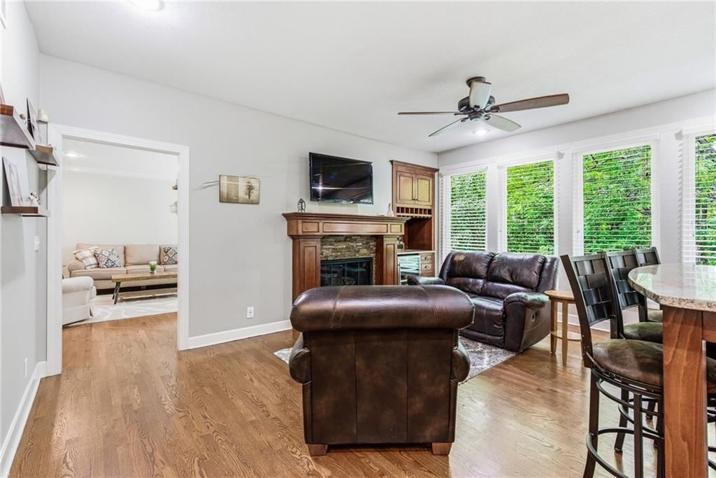 12716 Carter Street — photo 18