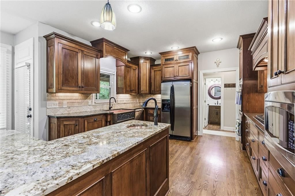12716 Carter Street — photo 27
