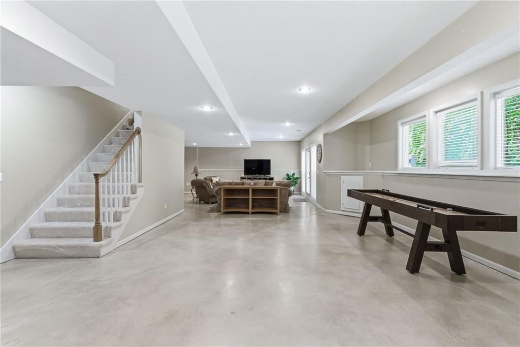 12716 Carter Street — photo 37