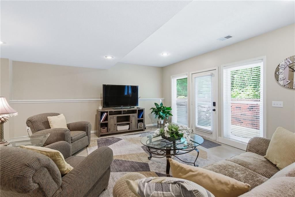 12716 Carter Street — photo 39