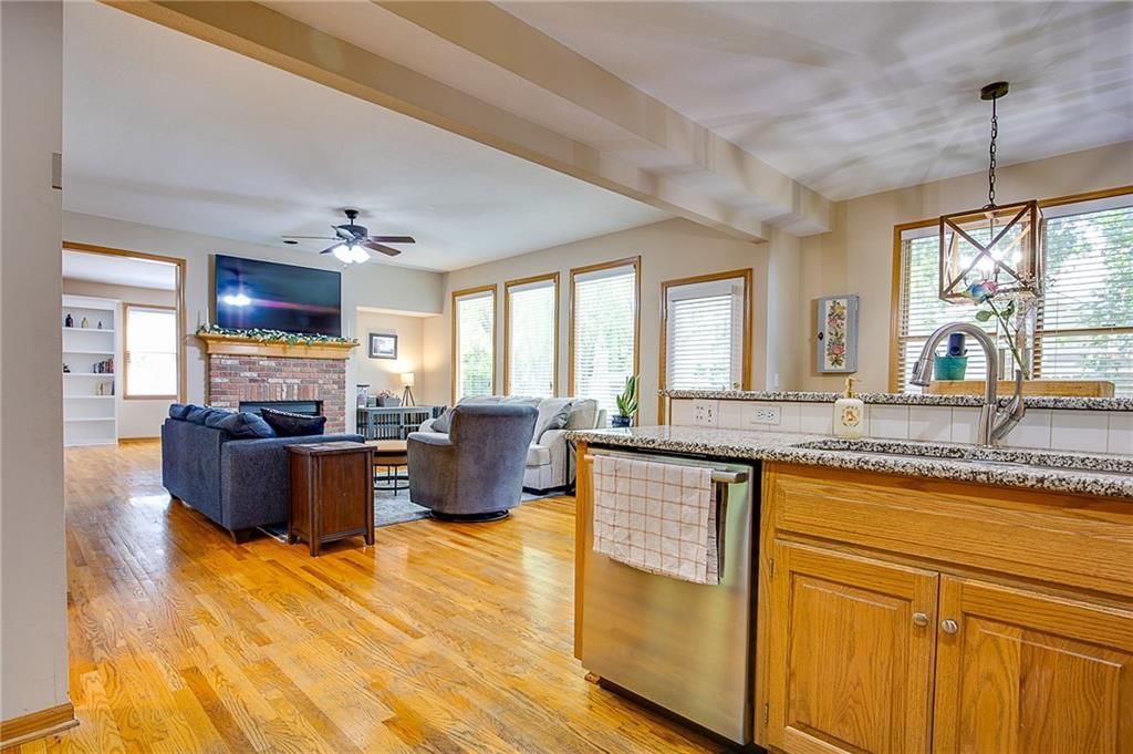1816 Carmel Drive — photo 14