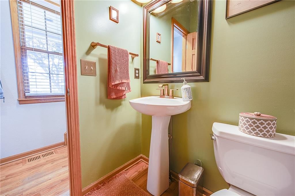 1816 Carmel Drive — photo 17