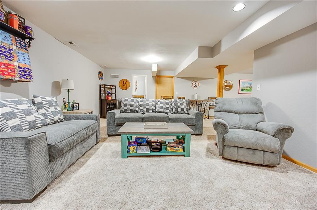 1816 Carmel Drive — photo 37
