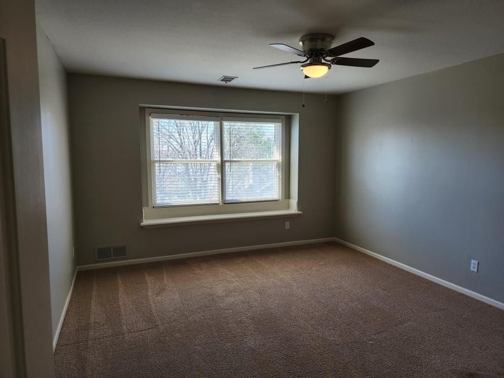 12713 Maple Street — photo 37