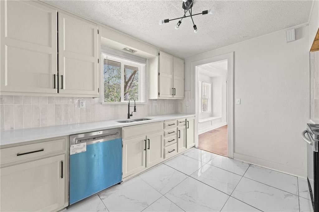 2842 N 55th Street — photo 18