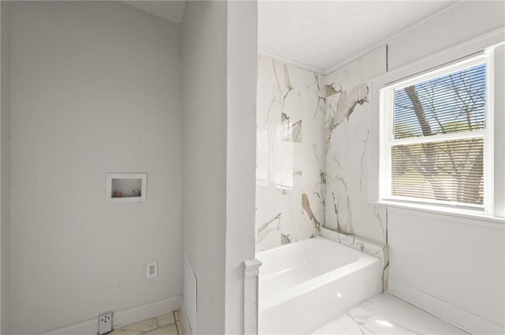 2842 N 55th Street — photo 32