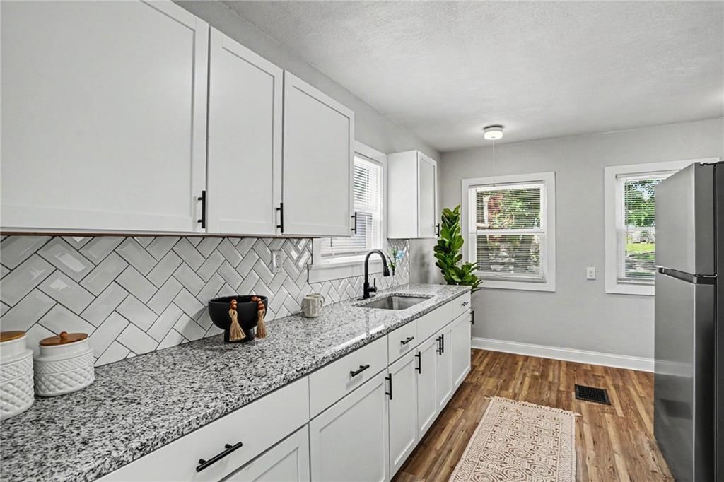 1040 N 25th Street — photo 10