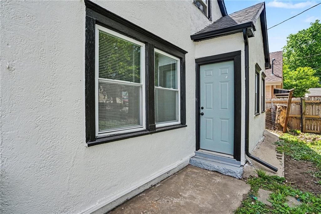 1040 N 25th Street — photo 22