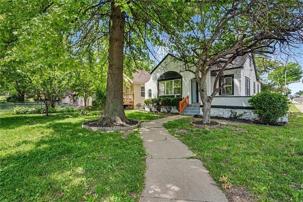 1040 N 25th Street — photo 23
