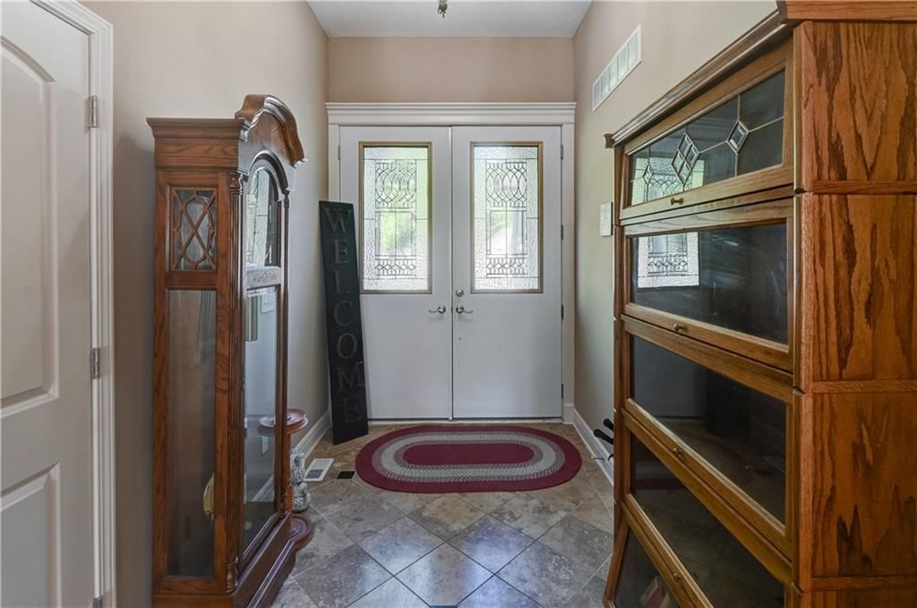 1018 N Old Mill Road — photo 3