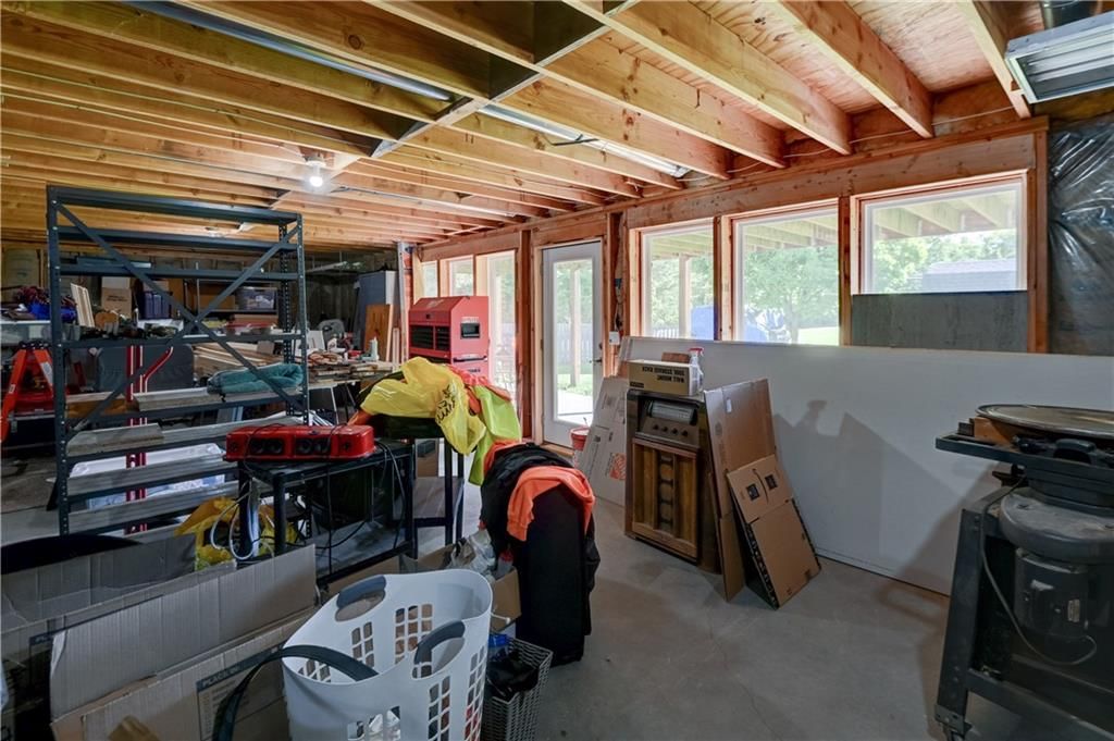 1018 N Old Mill Road — photo 47