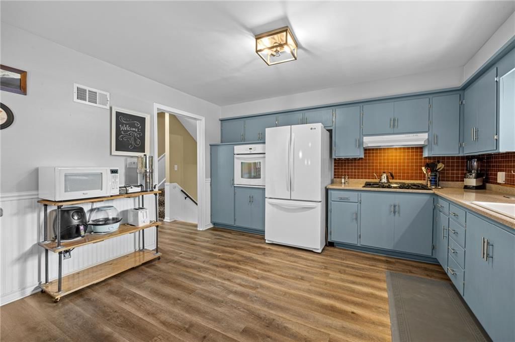5140 Cody Street — photo 10
