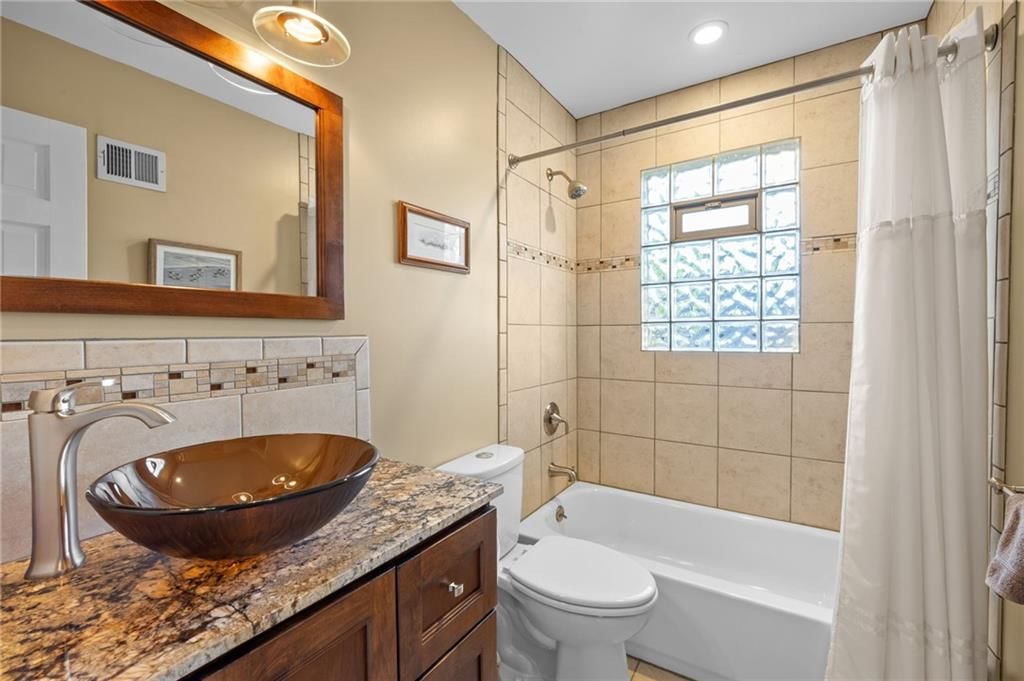 5140 Cody Street — photo 19