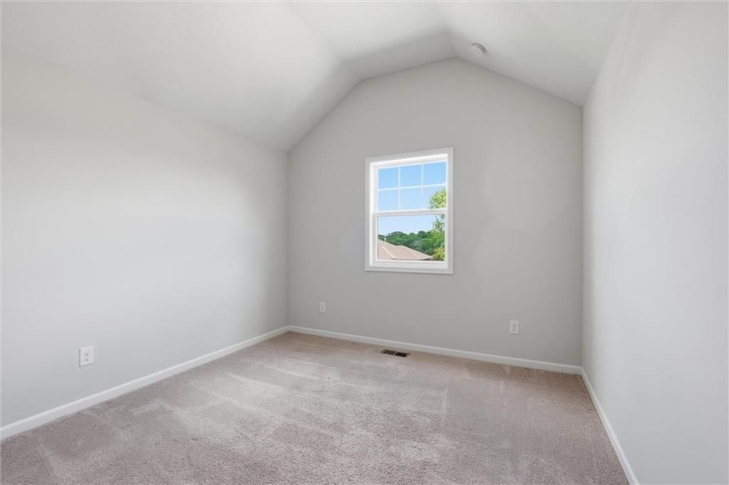 8278 Primrose Street — photo 28
